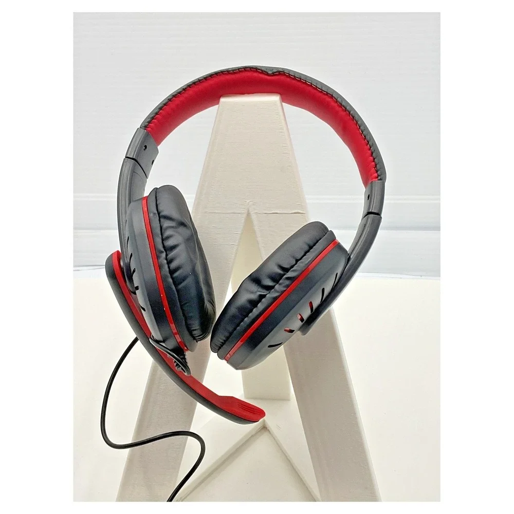 HyperGear Pro Gaming Series‎ Wired Headset Black/Red Boom Mic